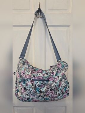 Vera Bradley On The Go Crossbody In Blue/Purple Flowers